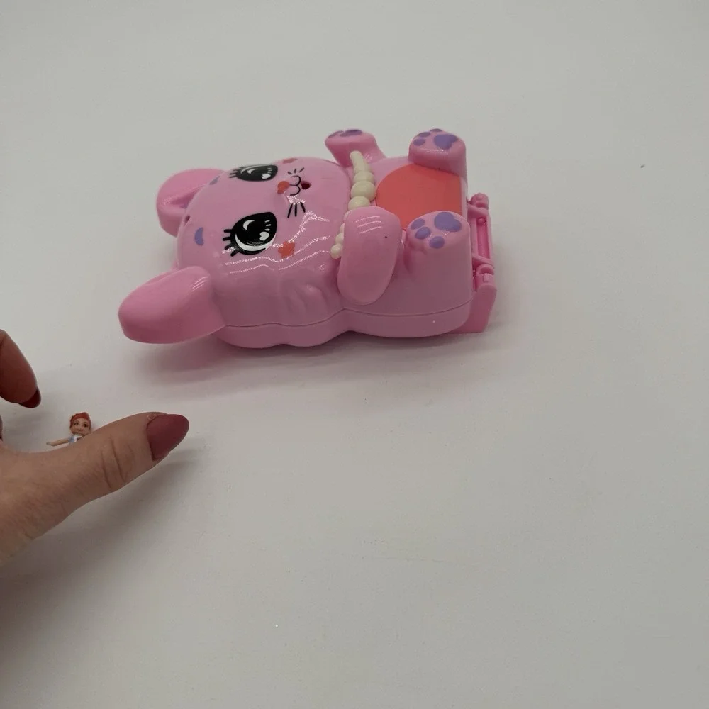 Polly Pocket Tea Party Bunny‎ Compact Playset W Figure Accessories
